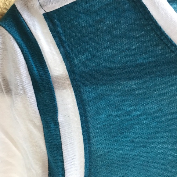 Pink VS Campus tee - Picture 5 of 5